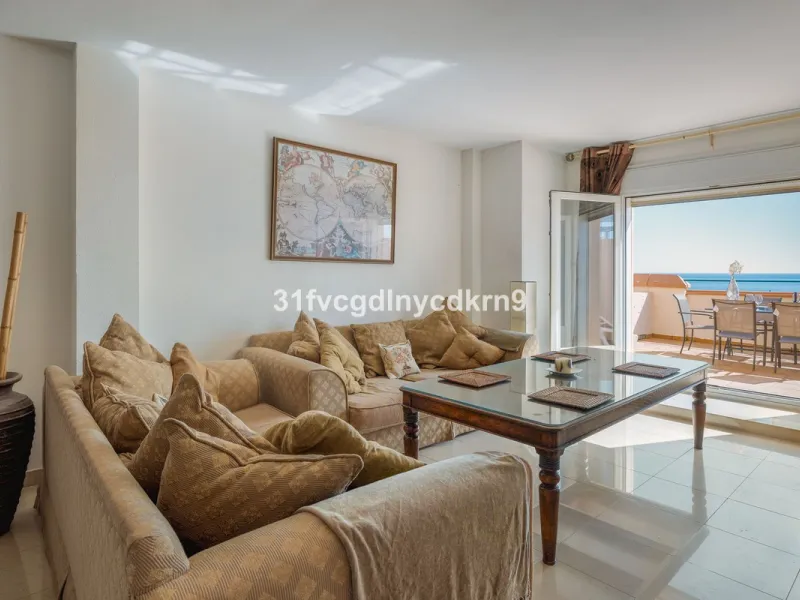 Stunning Townhouse frontline Port and beach! *with tourist license *
