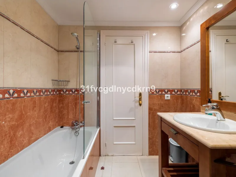 Stunning Townhouse frontline Port and beach! *with tourist license *