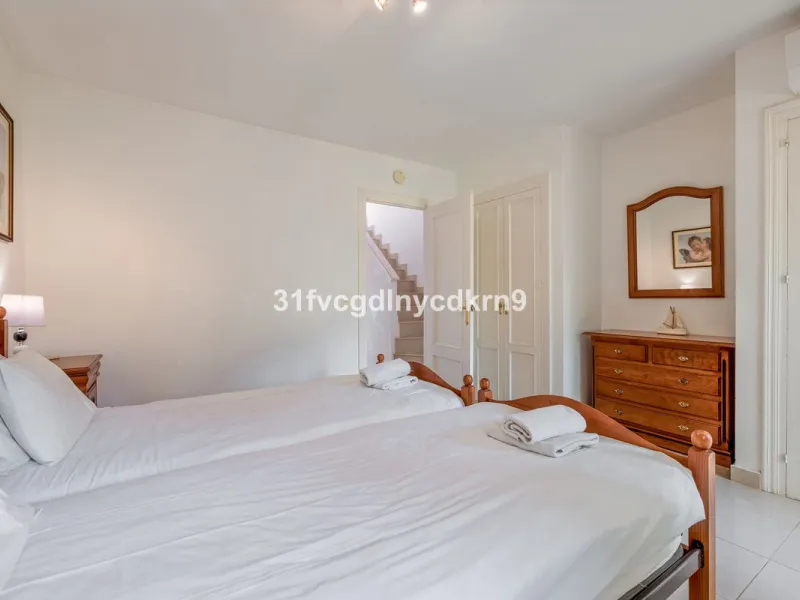 Stunning Townhouse frontline Port and beach! *with tourist license *