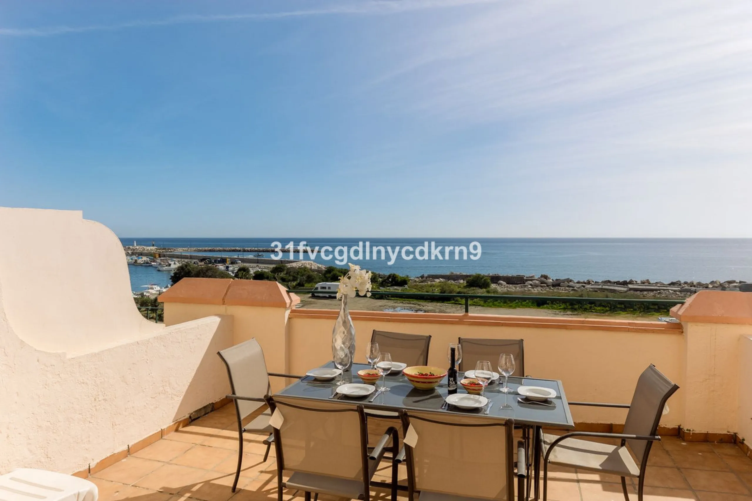 Stunning Townhouse frontline Port and beach! *with tourist license *