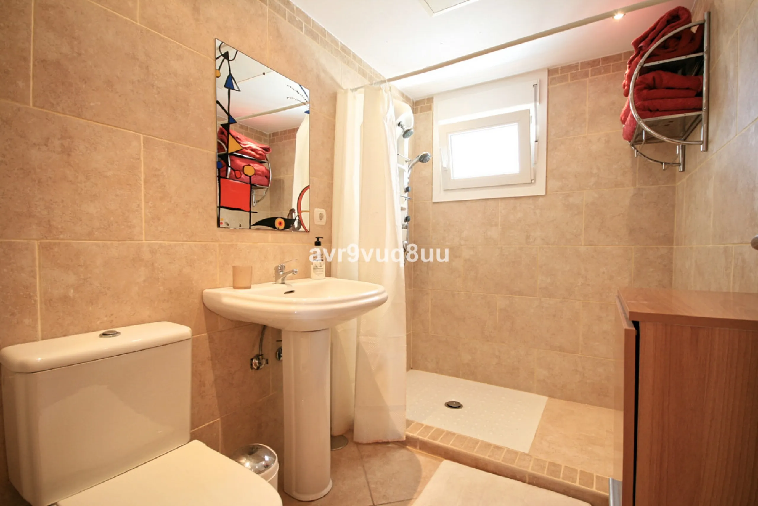 This super house has what everyone wants - a modern detached villa with private pool and sea views within an easy walk of La Cala de Mijas and the beach. The original house has had a second floor added, and the current layout makes this effectively two ho