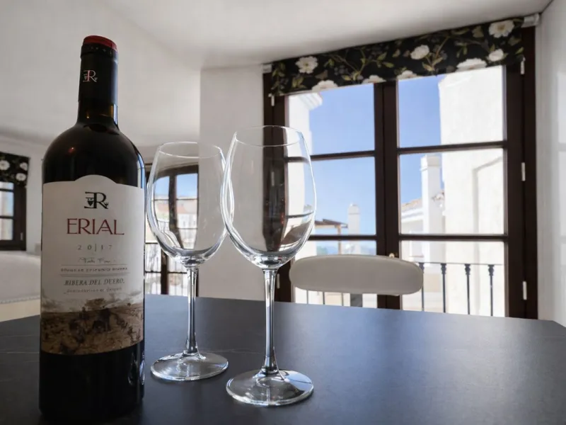 Panoramic views from this beautiful,  fully reformed 3 bed townhouse in the in the sought after village of La Heredia.