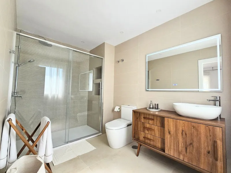 Unique opportunity to purchase an independent house within walking distance to all amenities, beach and golf in La Cala de Mijas.