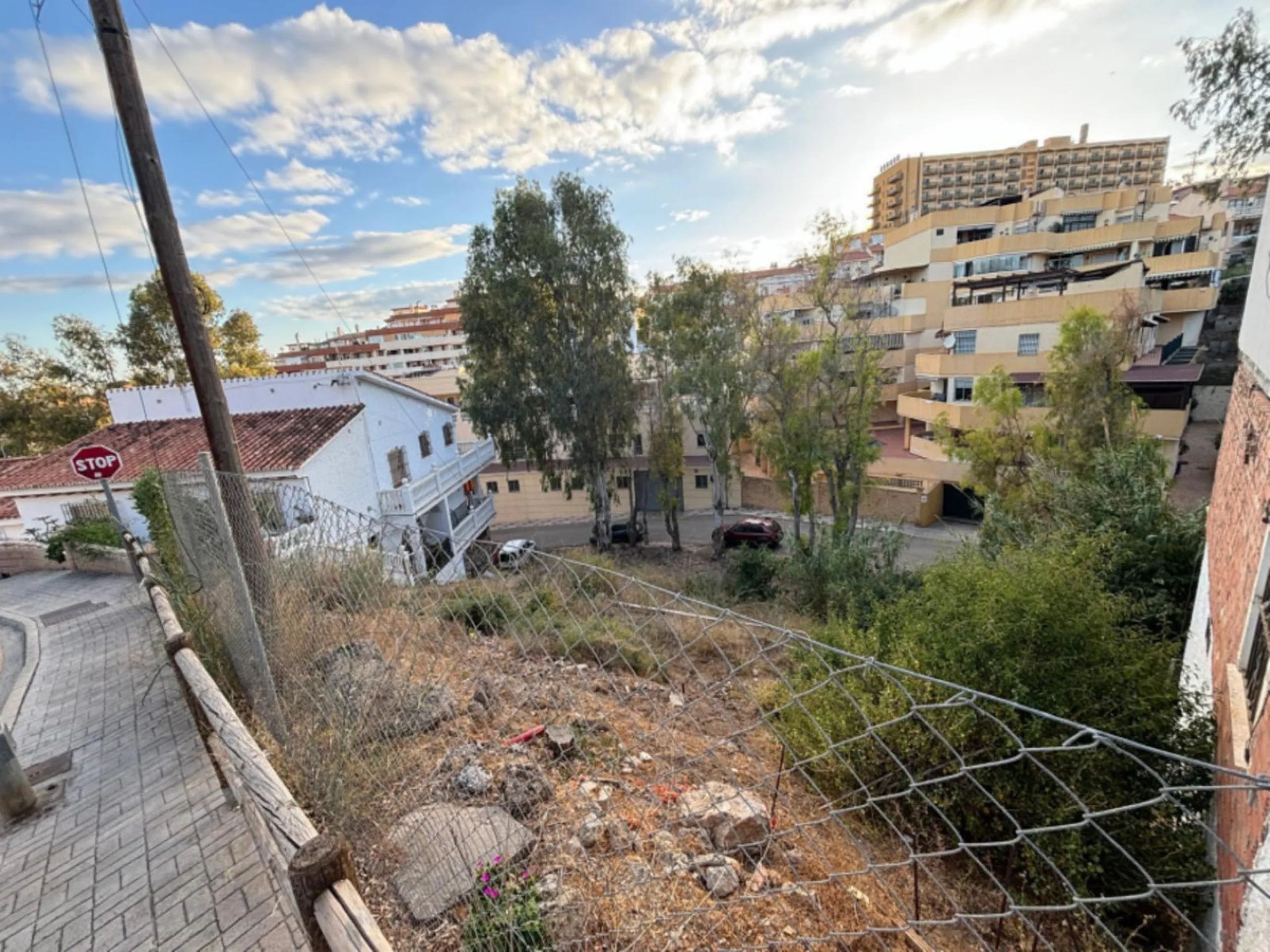 Plot - Residential Plot в продаже в Rincón de la Victoria, Málaga. Площадь участка 430 м²