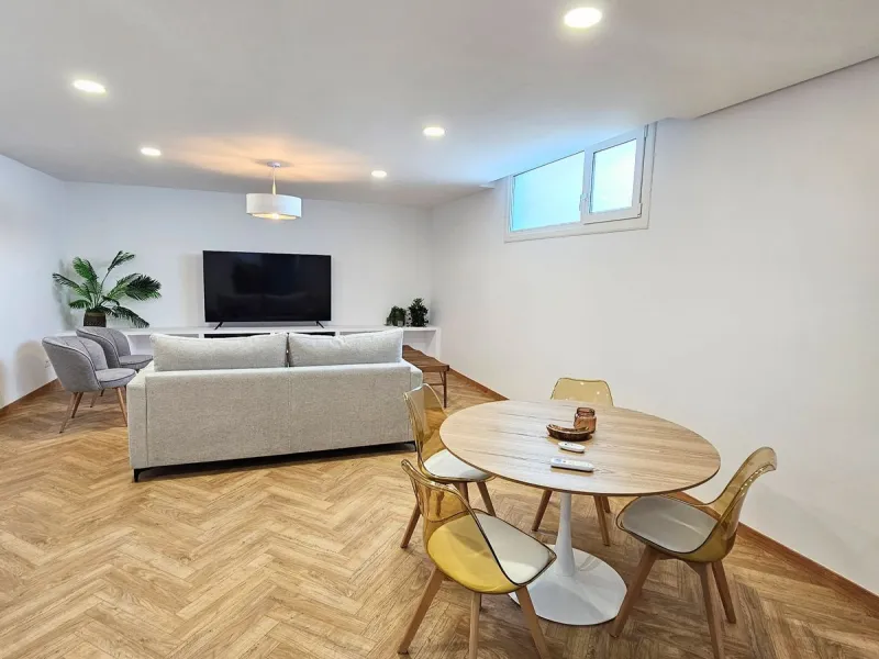 Unique opportunity to purchase an independent house within walking distance to all amenities, beach and golf in La Cala de Mijas.