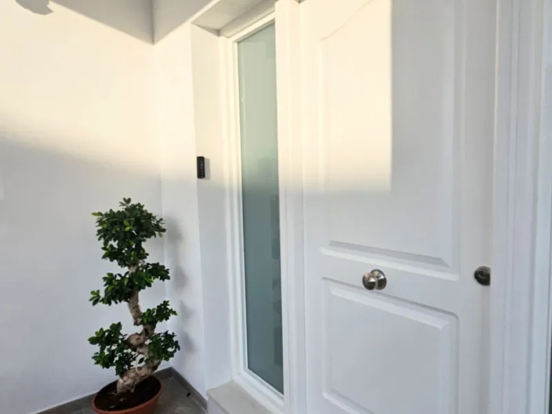 Unique opportunity to purchase an independent house within walking distance to all amenities, beach and golf in La Cala de Mijas.