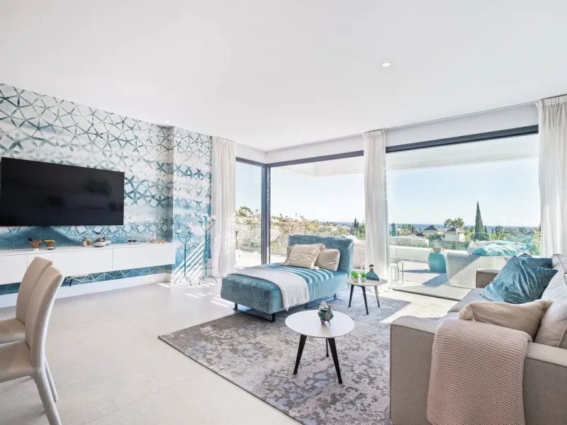 Apartment - Middle Floor Apartment в продаже в Benahavís, Málaga. В доме 2 спален и 2 ванных комнат. Площадь дома 112 м²