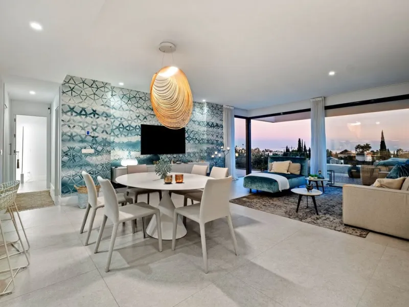 Apartment - Middle Floor Apartment в продаже в Benahavís, Málaga. В доме 2 спален и 2 ванных комнат. Площадь дома 112 м²