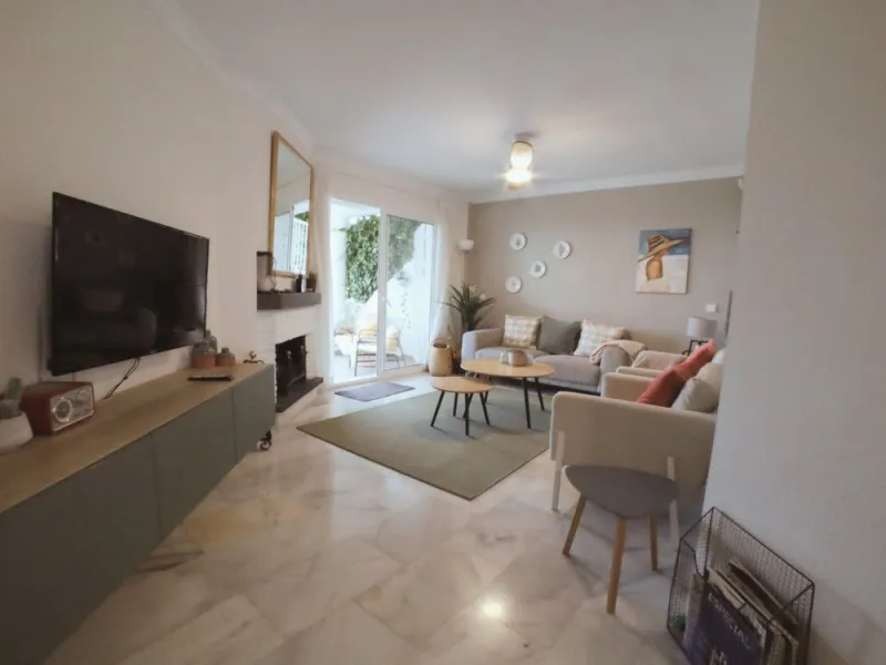 Apartment - Ground Floor Apartment в продаже в Mijas, Málaga. В доме 2 спален и 2 ванных комнат. Площадь дома 82 м²