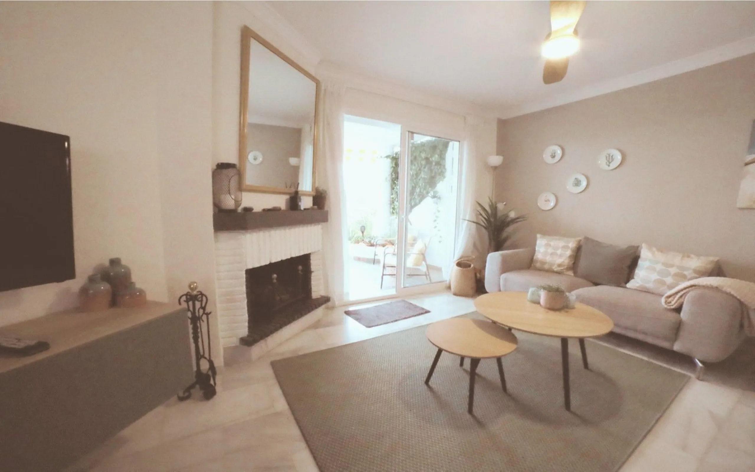 Apartment - Ground Floor Apartment в продаже в Mijas, Málaga. В доме 2 спален и 2 ванных комнат. Площадь дома 82 м²