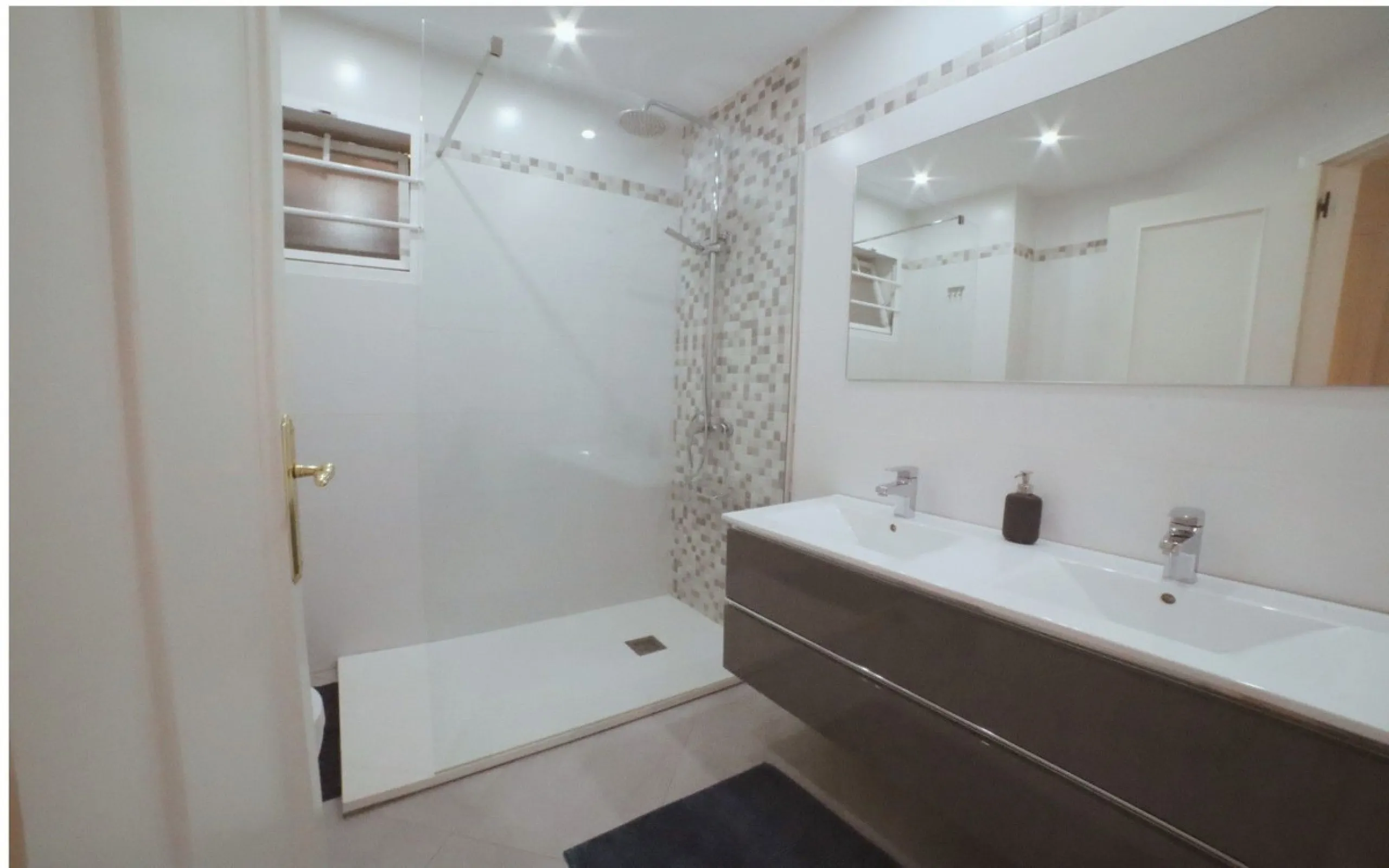 Apartment - Ground Floor Apartment в продаже в Mijas, Málaga. В доме 2 спален и 2 ванных комнат. Площадь дома 82 м²