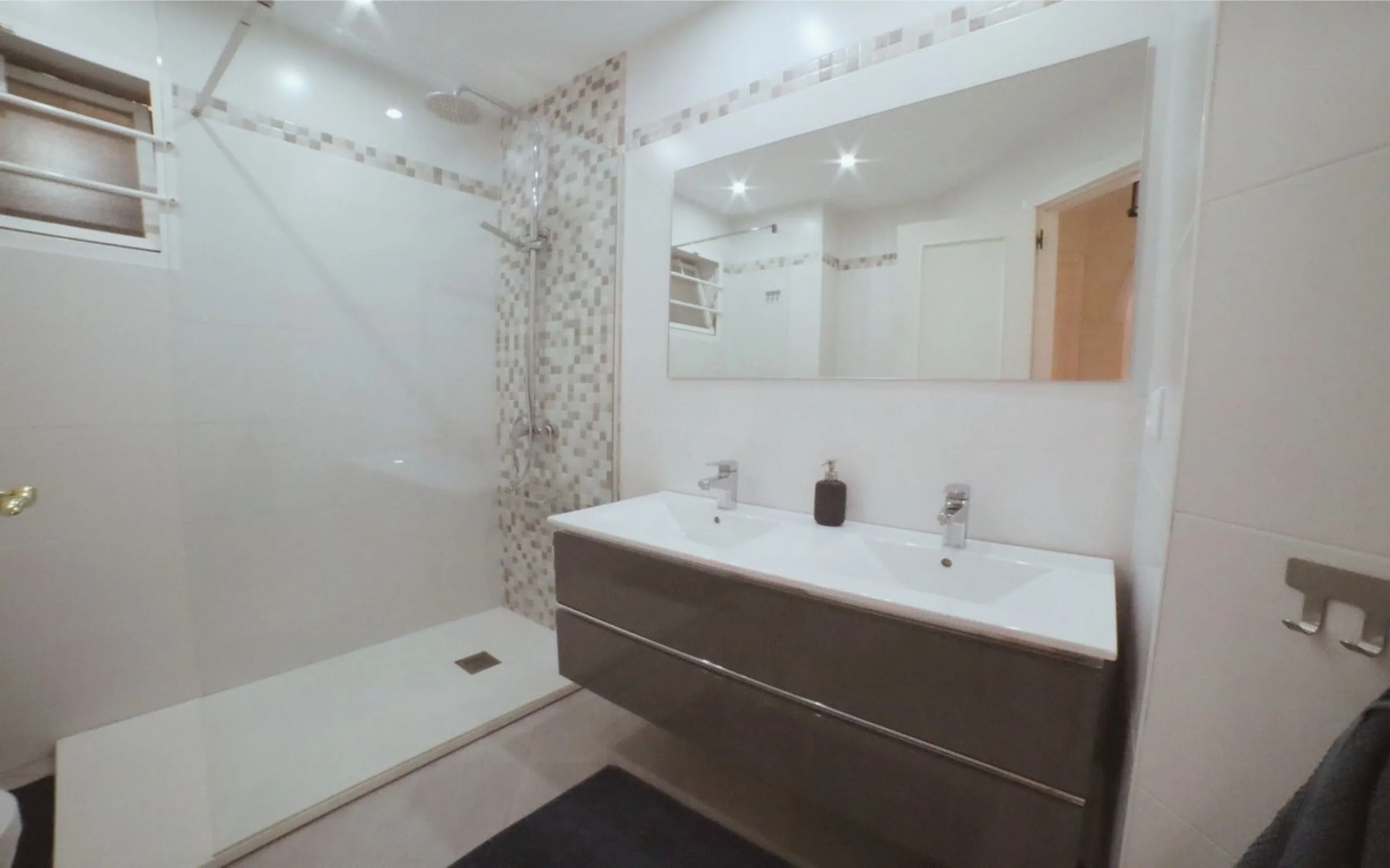Apartment - Ground Floor Apartment в продаже в Mijas, Málaga. В доме 2 спален и 2 ванных комнат. Площадь дома 82 м²