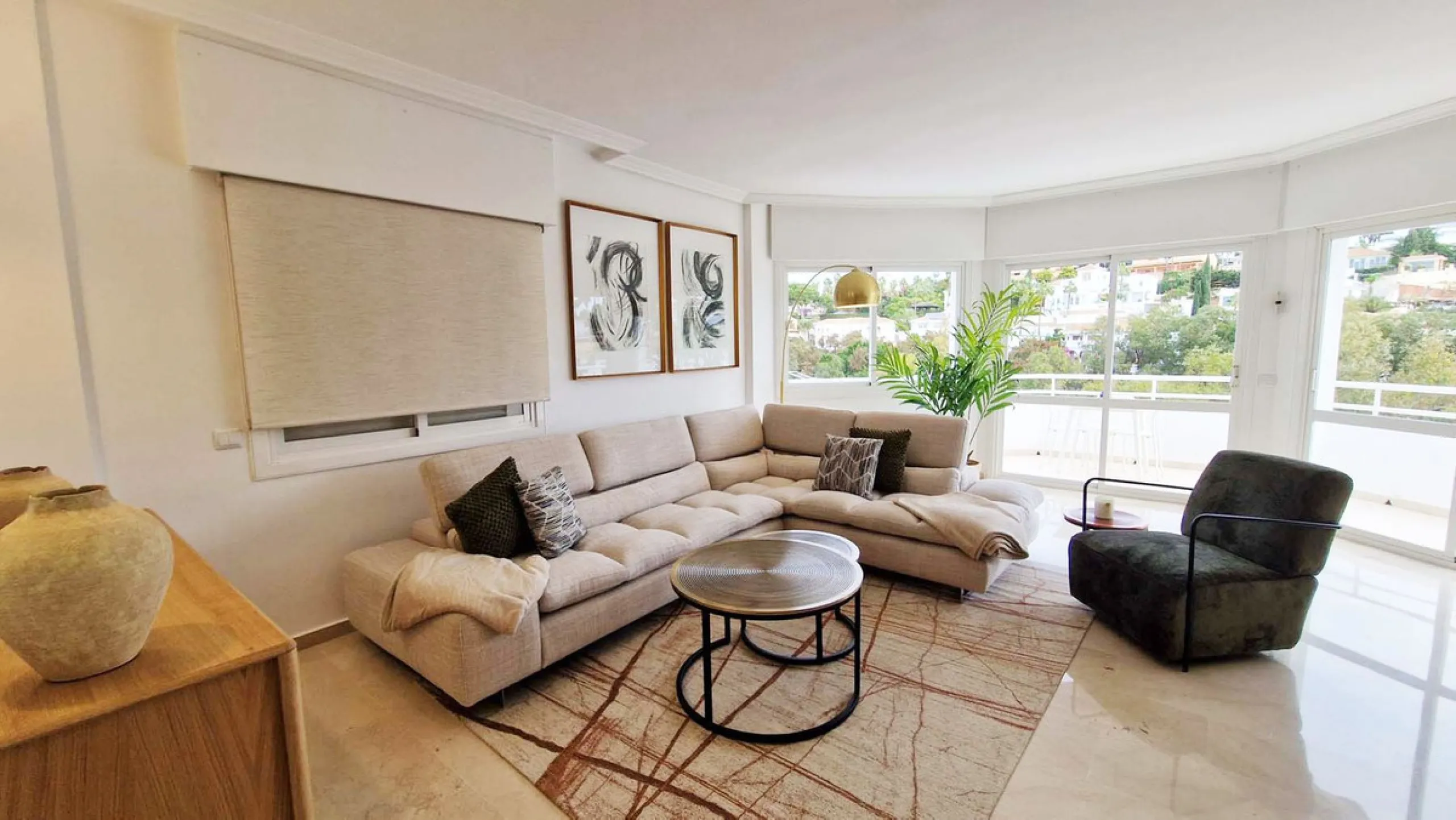 Apartment - Penthouse в продаже в Benalmadena, Málaga. В доме 3 спален и 2 ванных комнат. Площадь дома 122 м²