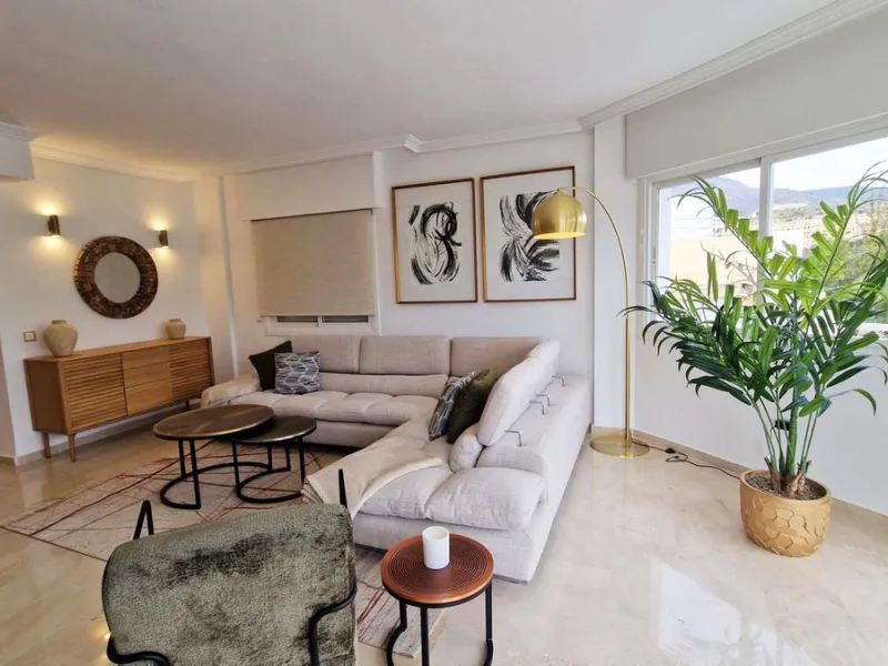 Apartment - Penthouse в продаже в Benalmadena, Málaga. В доме 3 спален и 2 ванных комнат. Площадь дома 122 м²