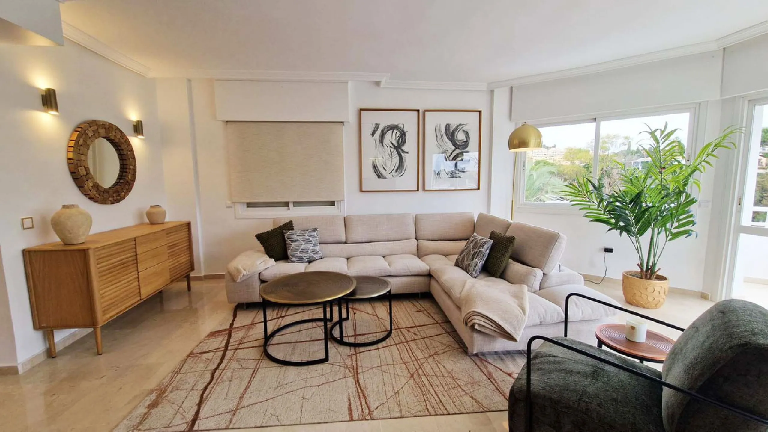 Apartment - Penthouse в продаже в Benalmadena, Málaga. В доме 3 спален и 2 ванных комнат. Площадь дома 122 м²