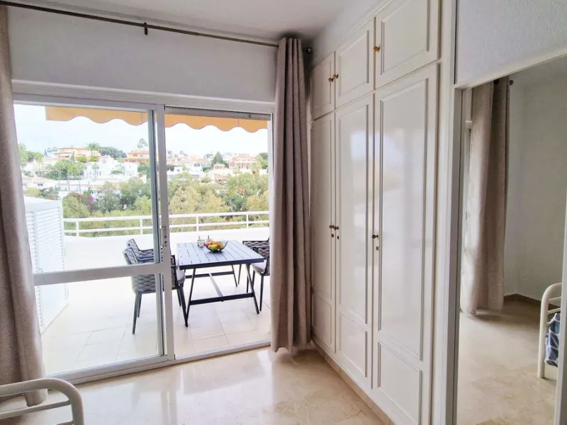 Apartment - Penthouse в продаже в Benalmadena, Málaga. В доме 3 спален и 2 ванных комнат. Площадь дома 122 м²