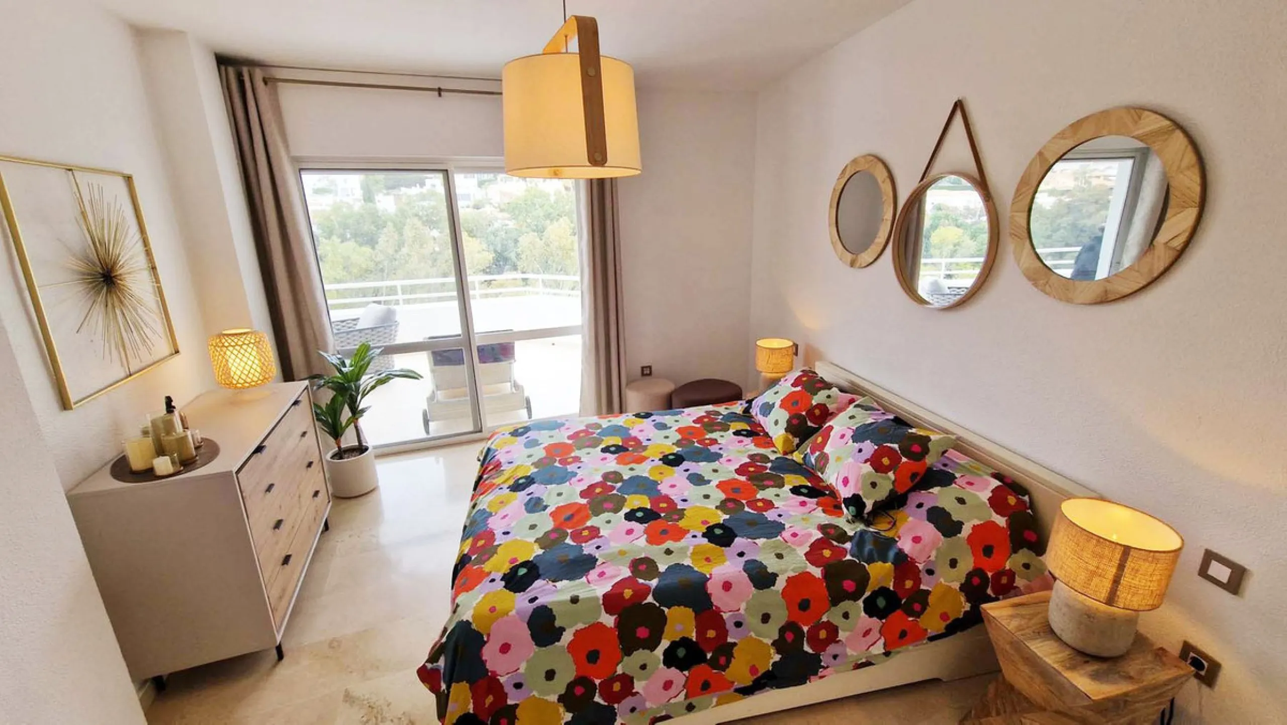 Apartment - Penthouse в продаже в Benalmadena, Málaga. В доме 3 спален и 2 ванных комнат. Площадь дома 122 м²
