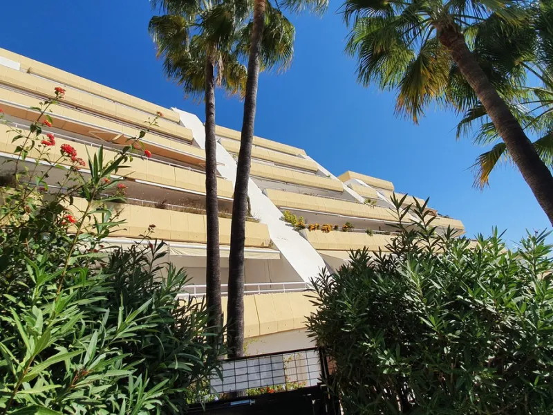 Apartment - Penthouse в продаже в Benalmadena, Málaga. В доме 3 спален и 2 ванных комнат. Площадь дома 122 м²