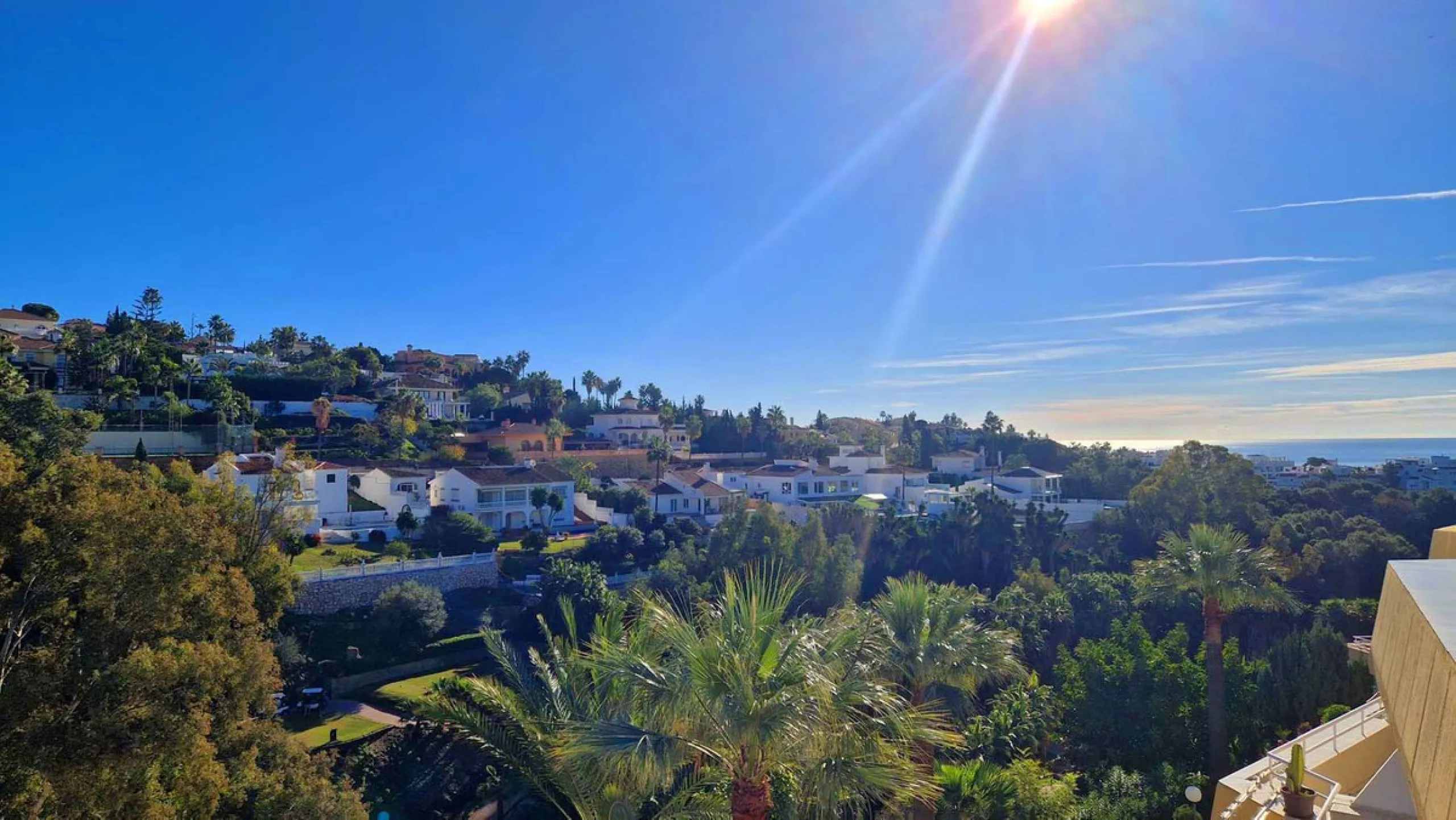 Apartment - Penthouse в продаже в Benalmadena, Málaga. В доме 3 спален и 2 ванных комнат. Площадь дома 122 м²