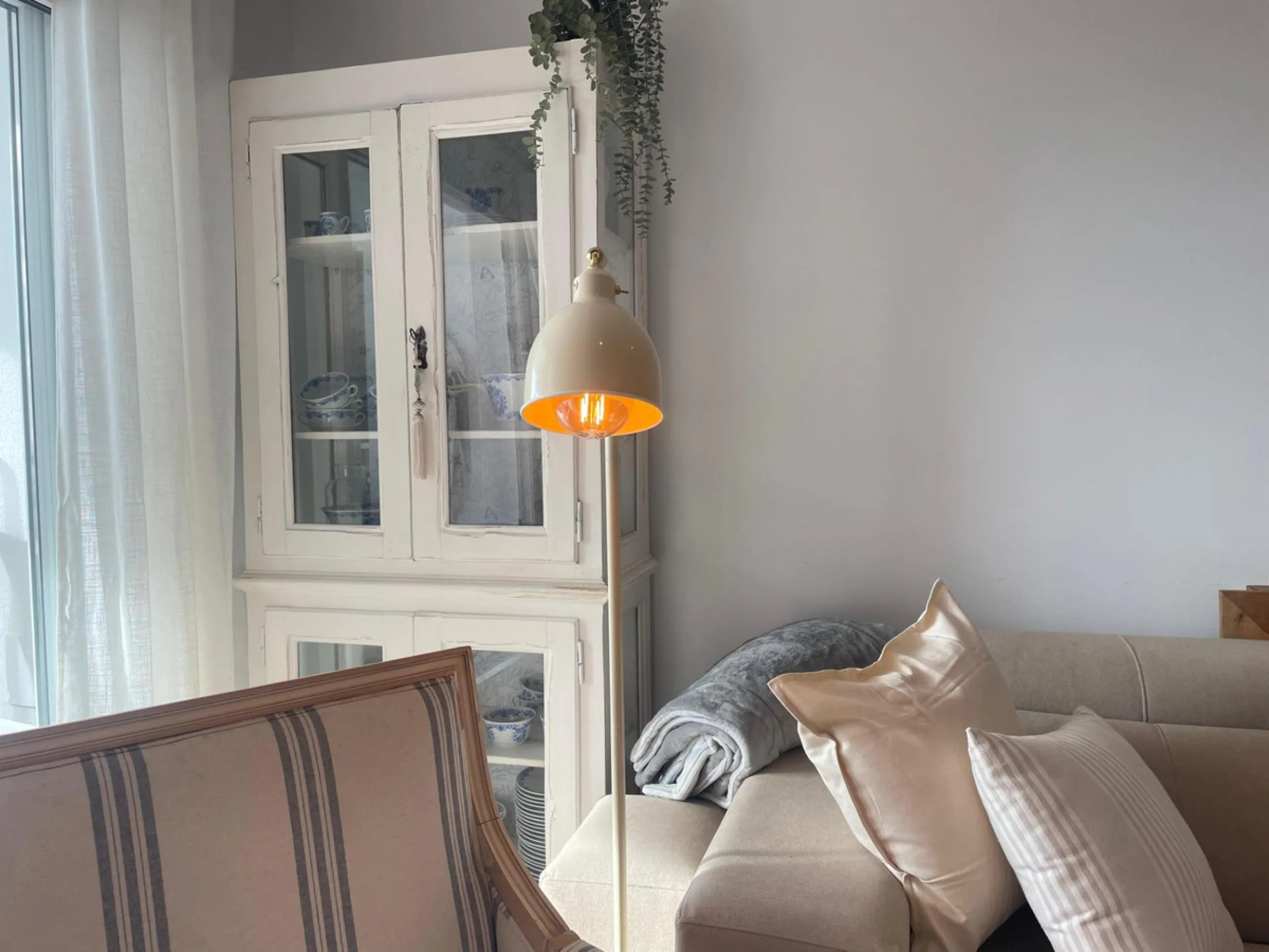 Apartment - Middle Floor Apartment в продаже в Benalmadena, Málaga. В доме 3 спален и 2 ванных комнат. Площадь дома 98 м²