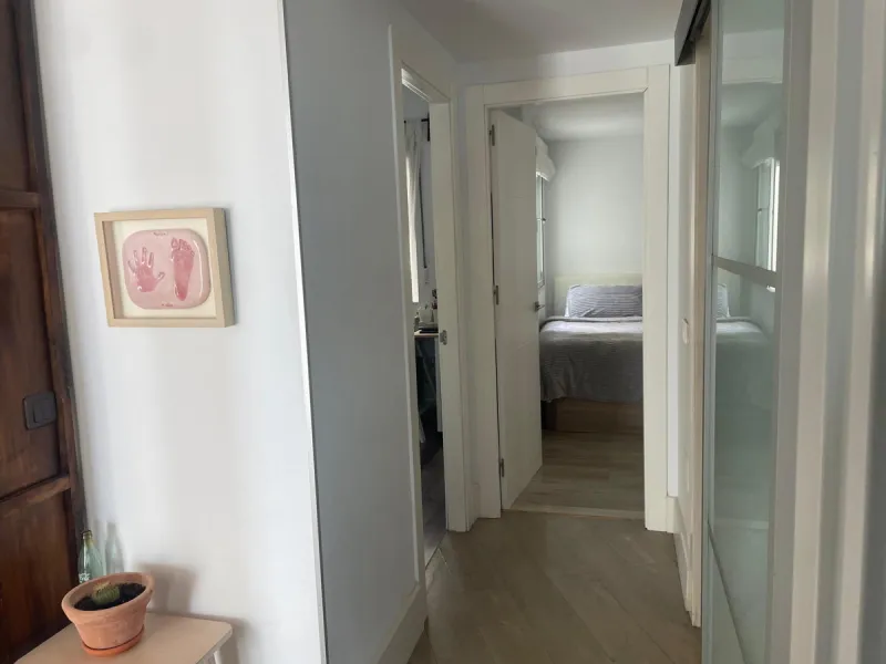 Apartment - Middle Floor Apartment в продаже в Benalmadena, Málaga. В доме 3 спален и 2 ванных комнат. Площадь дома 98 м²