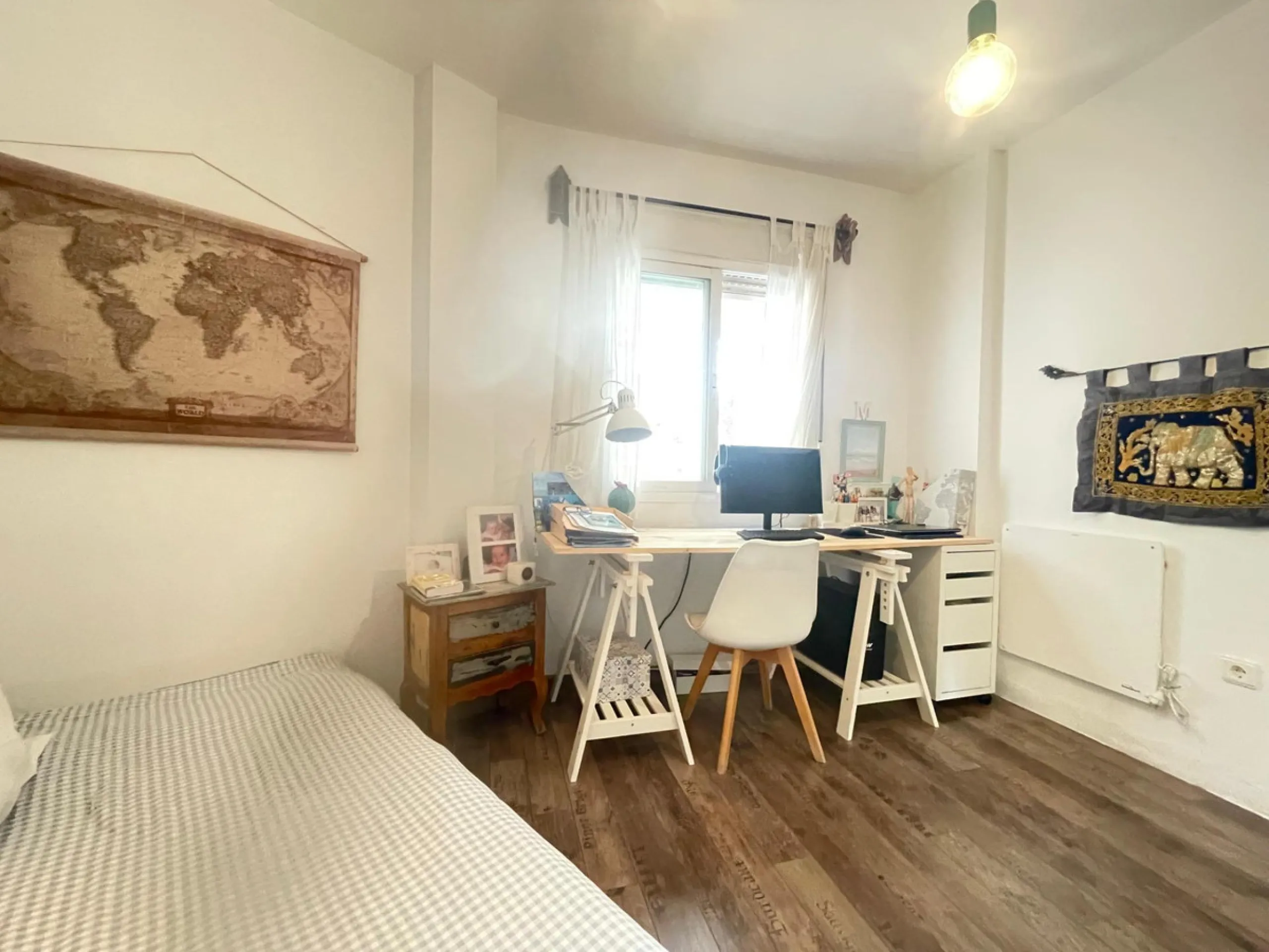 Apartment - Middle Floor Apartment в продаже в Benalmadena, Málaga. В доме 3 спален и 2 ванных комнат. Площадь дома 98 м²
