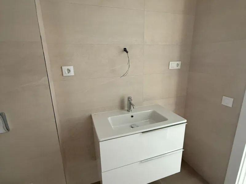 Apartment - Penthouse в продаже в Estepona, Málaga. В доме 3 спален и 3 ванных комнат. Площадь дома 196 м²