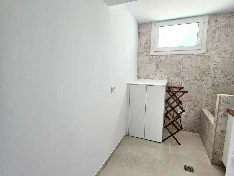 Unique opportunity to purchase an independent house within walking distance to all amenities, beach and golf in La Cala de Mijas.
