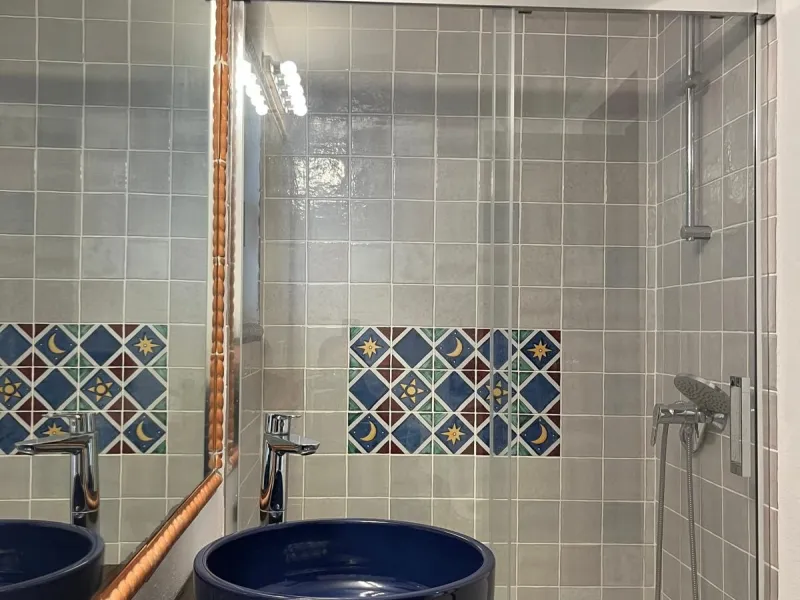House - Detached Villa в продаже в Marbella, Málaga. В доме 3 спален и 3 ванных комнат. Площадь дома 207 м². Площадь участка 424 м²