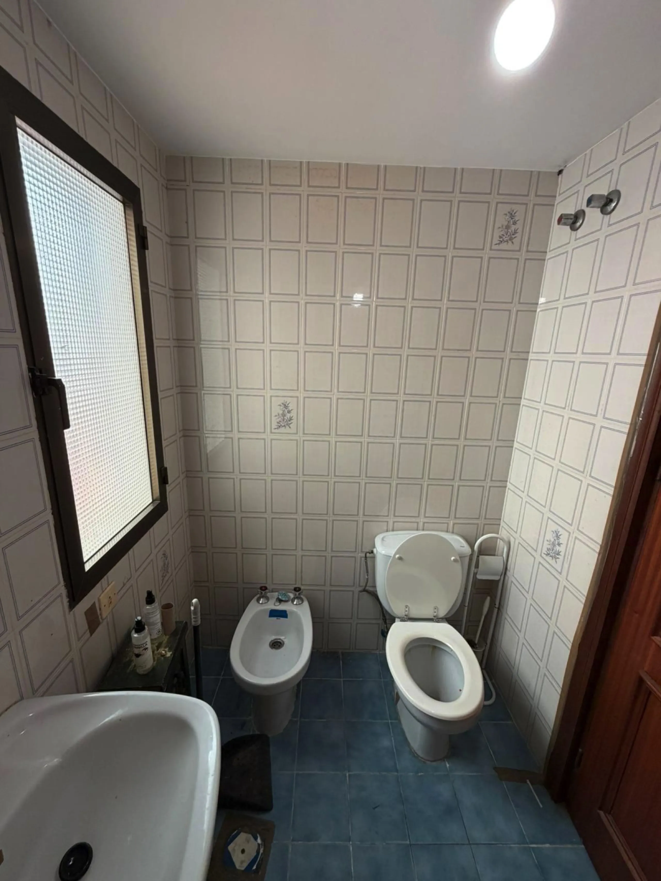 Bright and Spacious Apartment with Sea Views in a Prime Central Location – San Luis de Sabinillas, Manilva