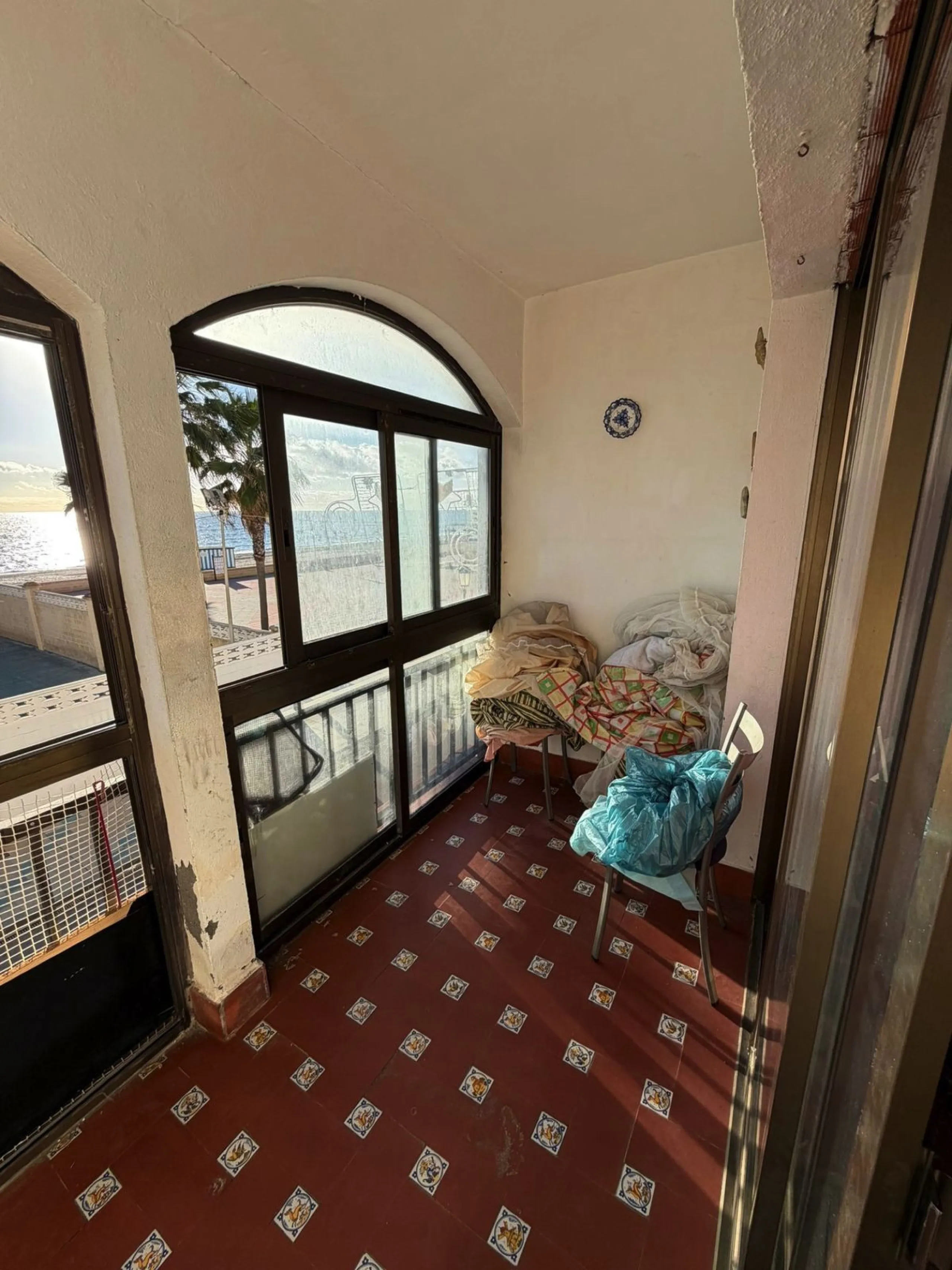 Bright and Spacious Apartment with Sea Views in a Prime Central Location – San Luis de Sabinillas, Manilva