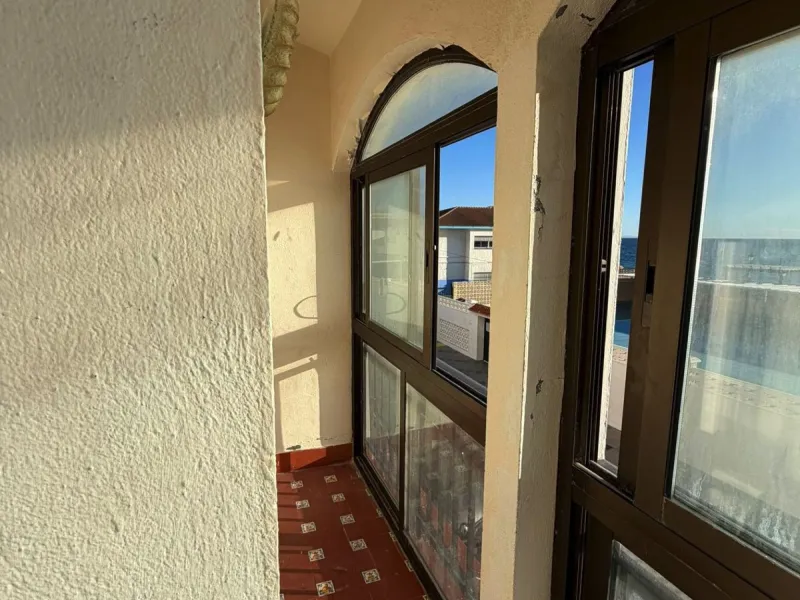 Bright and Spacious Apartment with Sea Views in a Prime Central Location – San Luis de Sabinillas, Manilva