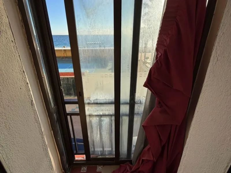 Bright and Spacious Apartment with Sea Views in a Prime Central Location – San Luis de Sabinillas, Manilva