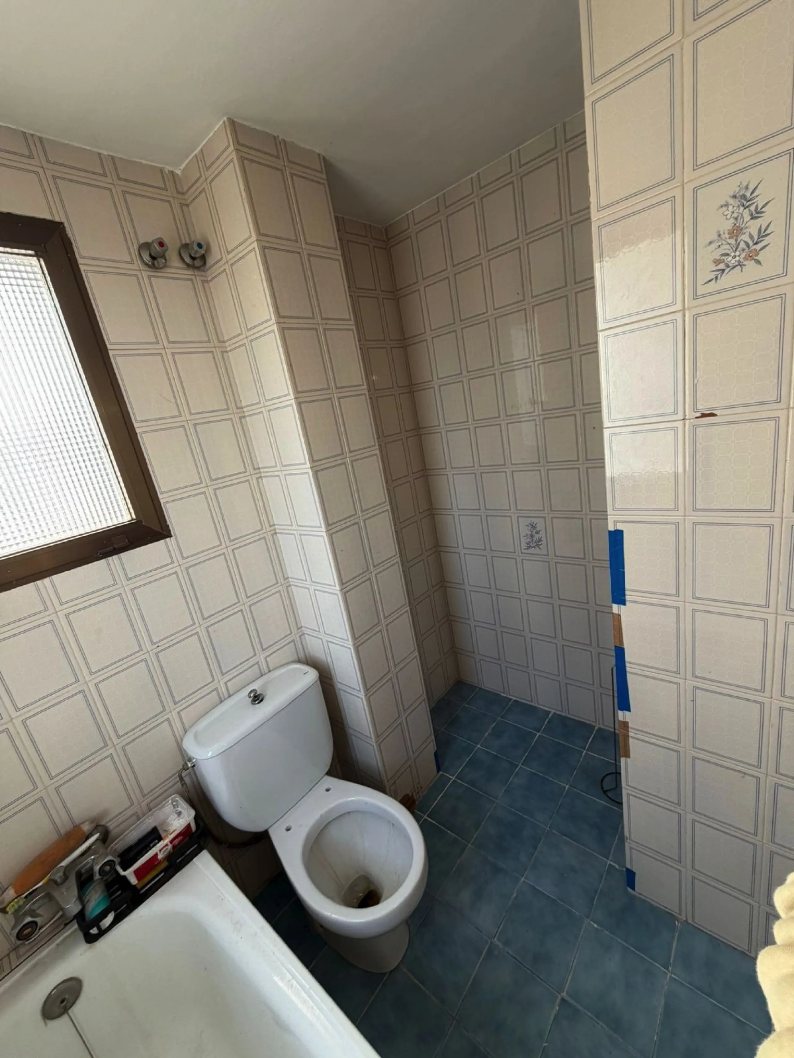 Bright and Spacious Apartment with Sea Views in a Prime Central Location – San Luis de Sabinillas, Manilva