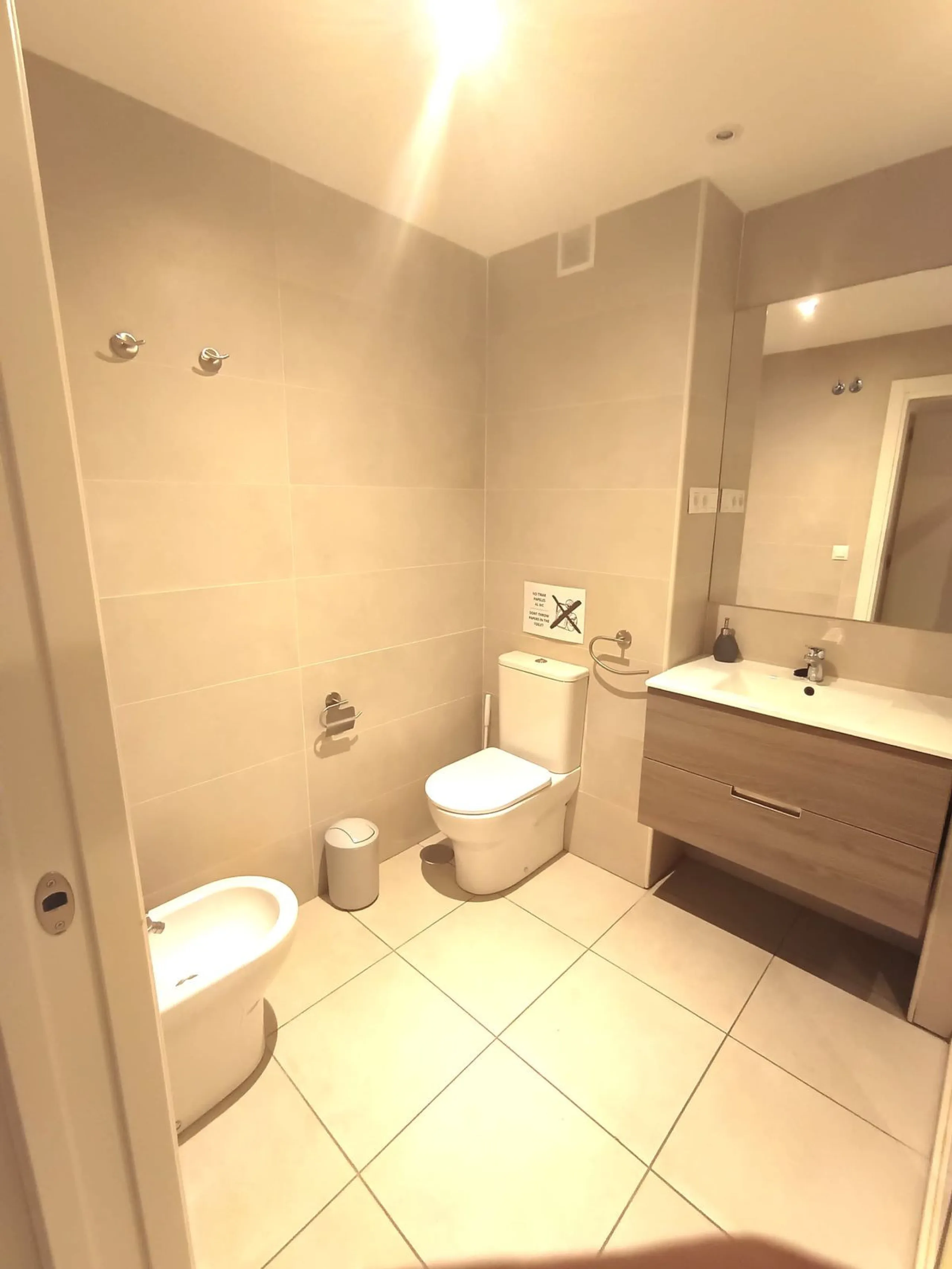 Apartment - Middle Floor Apartment в продаже в Marbella, Málaga. В доме 3 спален и 2 ванных комнат. Площадь дома 110 м²
