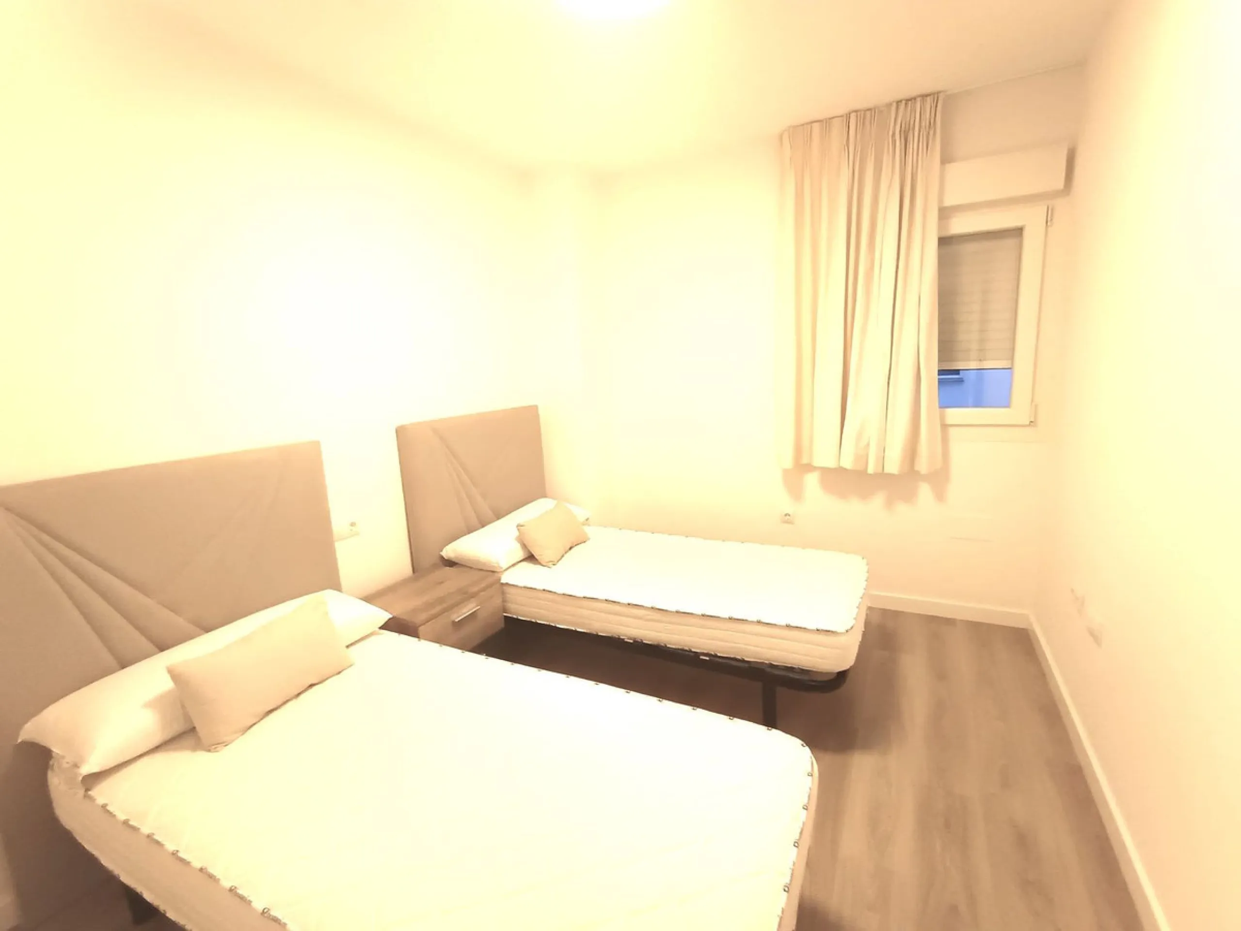 Apartment - Middle Floor Apartment в продаже в Marbella, Málaga. В доме 3 спален и 2 ванных комнат. Площадь дома 110 м²