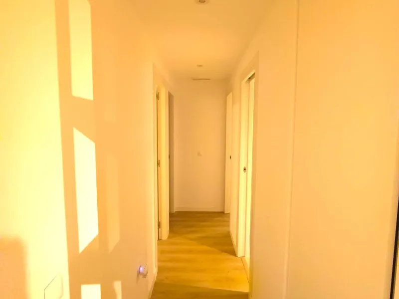 Apartment - Middle Floor Apartment в продаже в Marbella, Málaga. В доме 3 спален и 2 ванных комнат. Площадь дома 110 м²