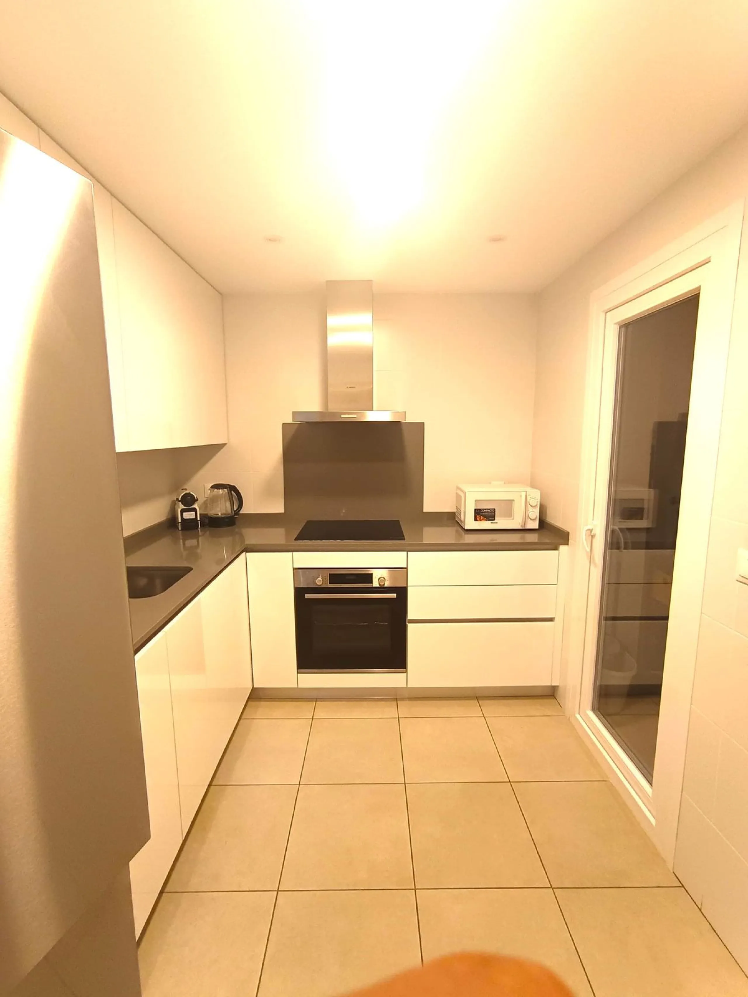 Apartment - Middle Floor Apartment в продаже в Marbella, Málaga. В доме 3 спален и 2 ванных комнат. Площадь дома 110 м²