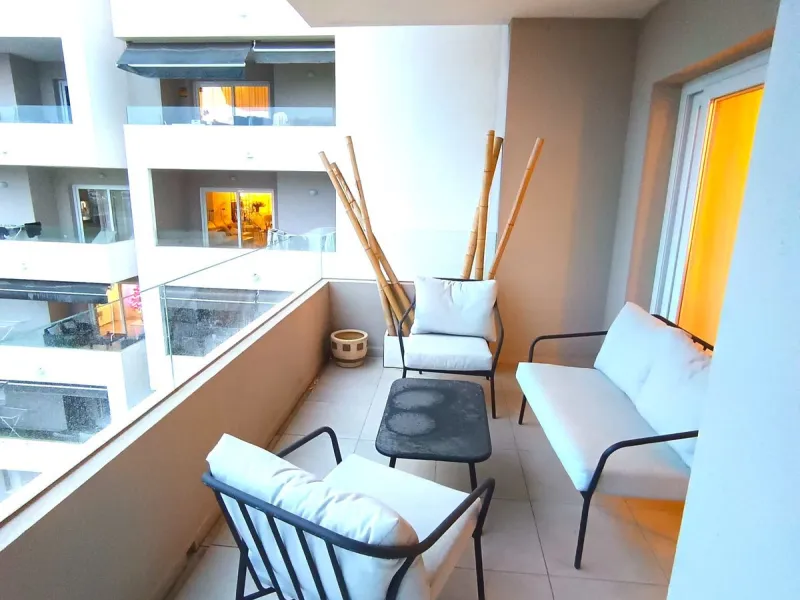 Apartment - Middle Floor Apartment в продаже в Marbella, Málaga. В доме 3 спален и 2 ванных комнат. Площадь дома 110 м²