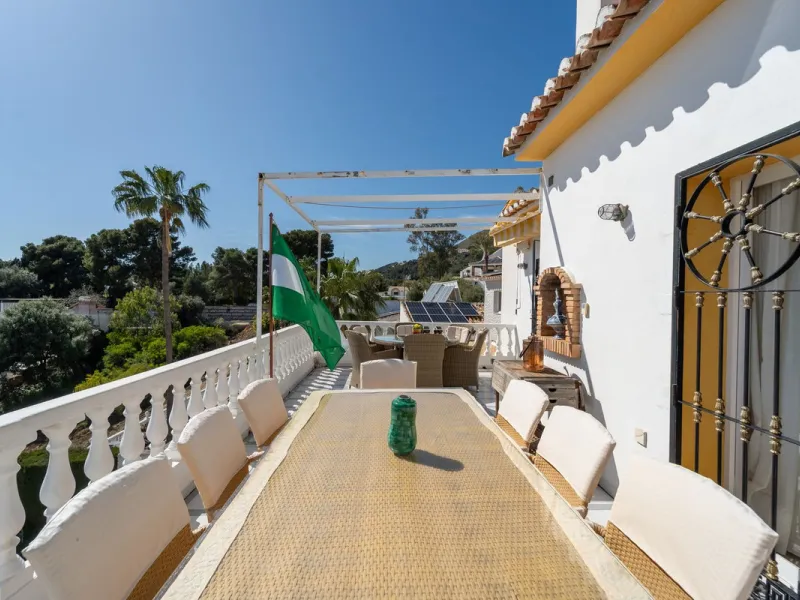 Exclusive Andalusian-Style Villa with Panoramic Sea Views in Torremuelle