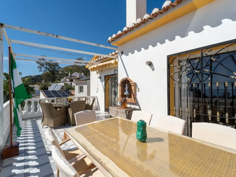 Exclusive Andalusian-Style Villa with Panoramic Sea Views in Torremuelle