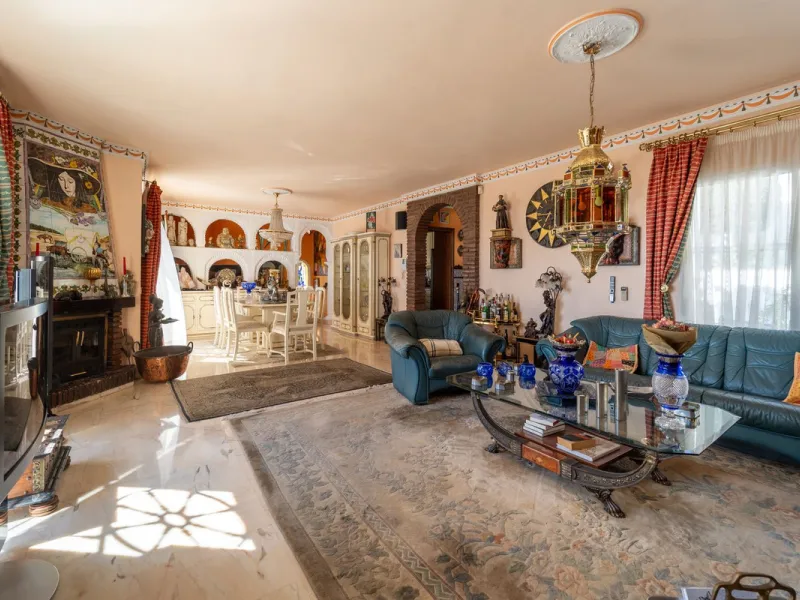Exclusive Andalusian-Style Villa with Panoramic Sea Views in Torremuelle