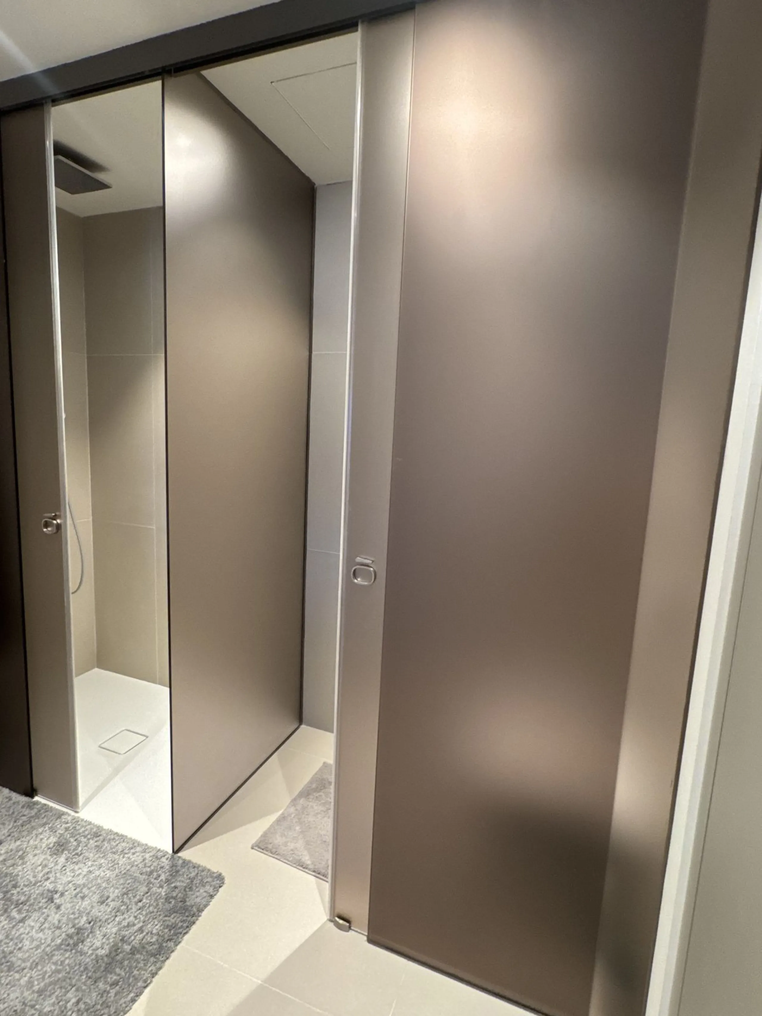 Apartment - Middle Floor Apartment в продаже в Fuengirola, Málaga. В доме 3 спален и 2 ванных комнат. Площадь дома 114 м²