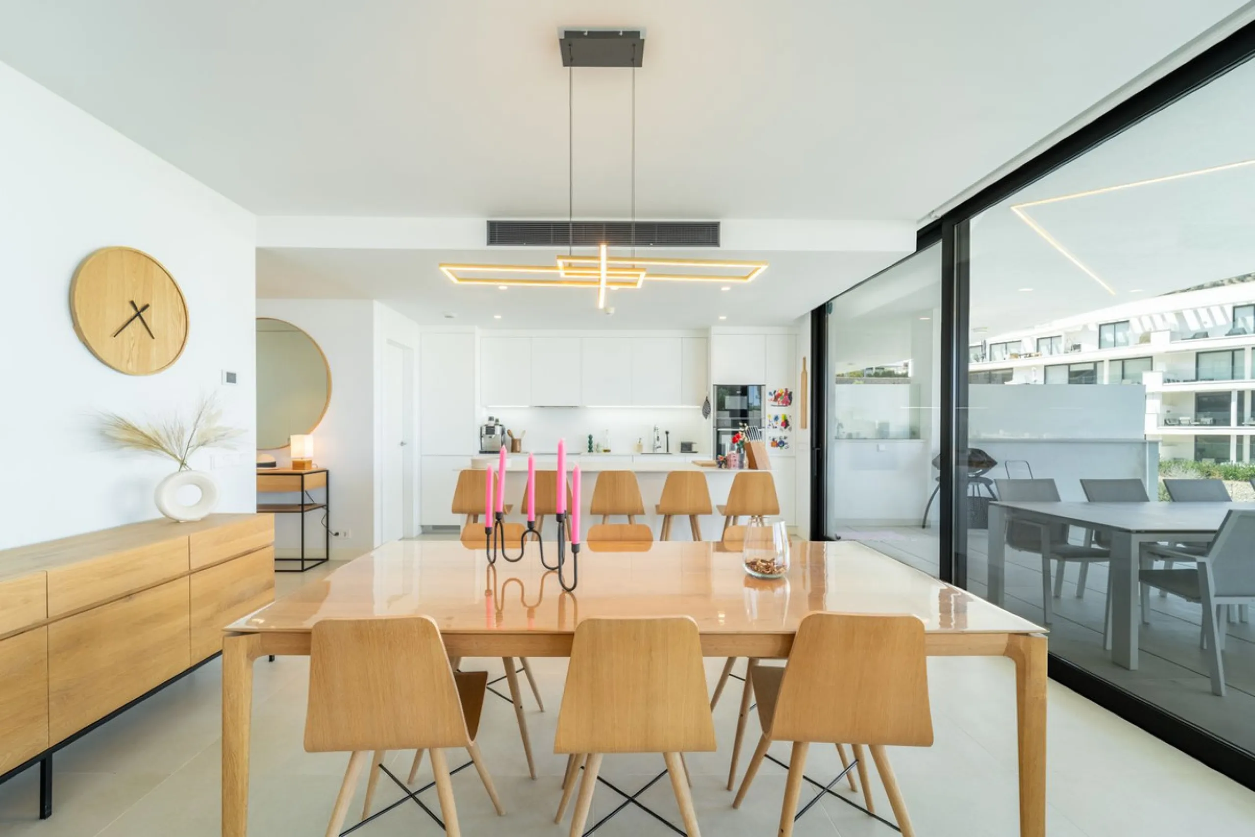 This exceptional ground-floor apartment offers a rare combination of space, privacy, and open views within a secure and highly sought-after residential setting on the Costa del Sol. The property enjoys uninterrupted views over a protected green zone and w