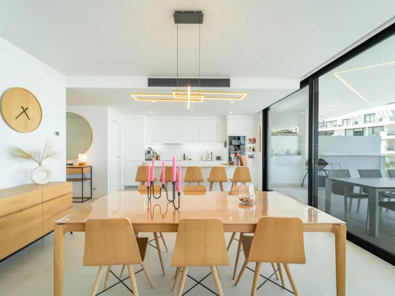 This exceptional ground-floor apartment offers a rare combination of space, privacy, and open views within a secure and highly sought-after residential setting on the Costa del Sol. The property enjoys uninterrupted views over a protected green zone and w