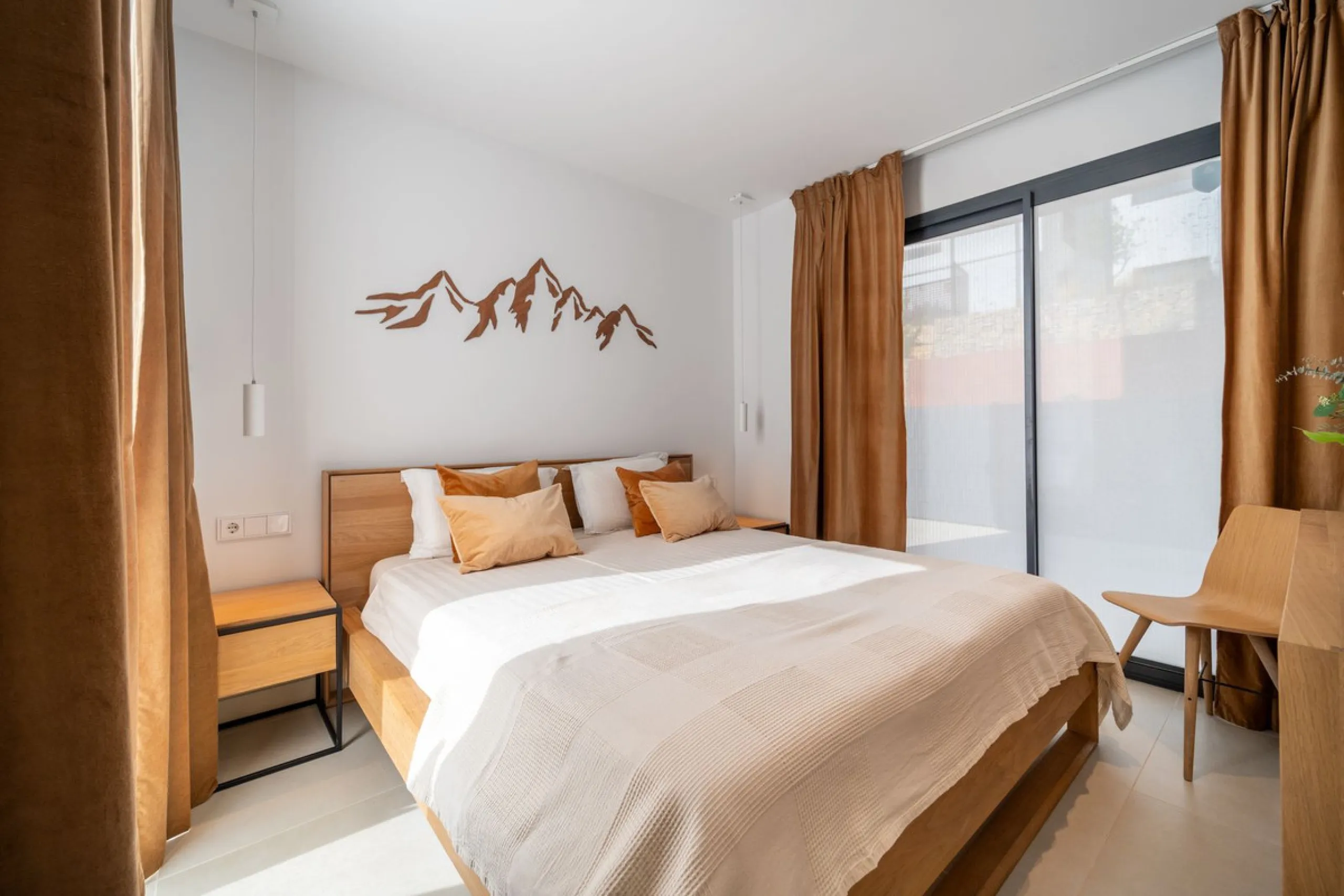 This exceptional ground-floor apartment offers a rare combination of space, privacy, and open views within a secure and highly sought-after residential setting on the Costa del Sol. The property enjoys uninterrupted views over a protected green zone and w