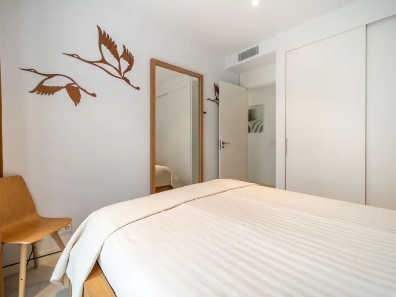 This exceptional ground-floor apartment offers a rare combination of space, privacy, and open views within a secure and highly sought-after residential setting on the Costa del Sol. The property enjoys uninterrupted views over a protected green zone and w