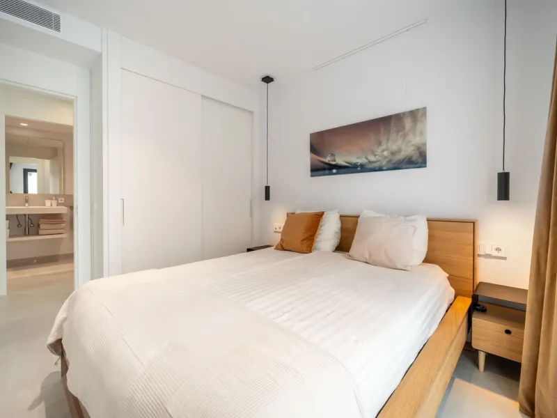 This exceptional ground-floor apartment offers a rare combination of space, privacy, and open views within a secure and highly sought-after residential setting on the Costa del Sol. The property enjoys uninterrupted views over a protected green zone and w