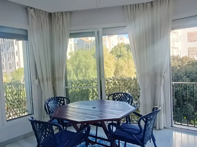 Apartment - Middle Floor Apartment в продаже в Marbella, Málaga. В доме 2 спален и 2 ванных комнат. Площадь дома 115 м²
