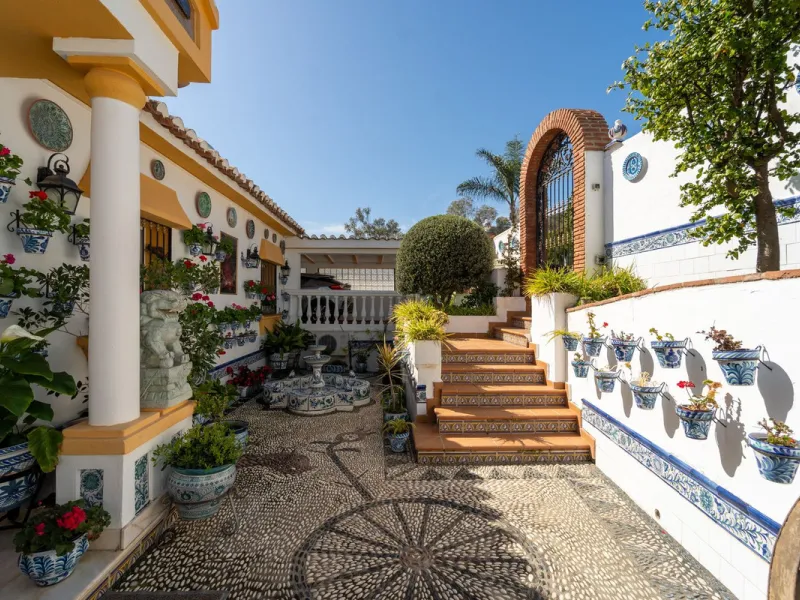 Exclusive Andalusian-Style Villa with Panoramic Sea Views in Torremuelle